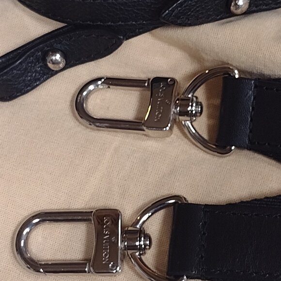 š¤Louis Vuitton Lockme bb Noir 3way SHW Full Set plus EXTRA LV STRAPš¤ - Picture 16 of 16